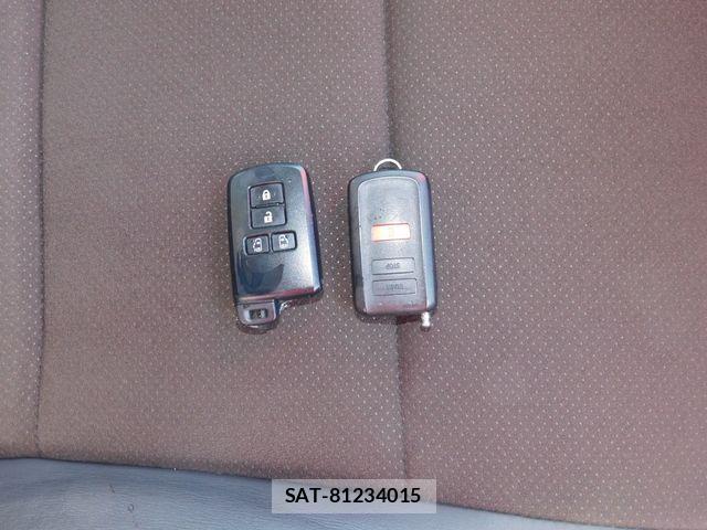 Toyota SIENTA 2019-01 5881338-10
