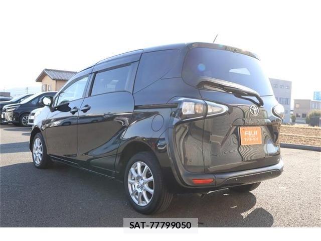 Toyota SIENTA 2019-09 5881336-17