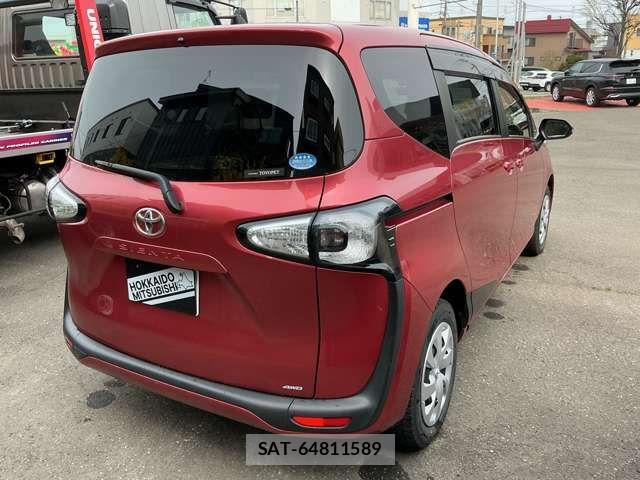 Toyota SIENTA 2018-06 6642771-10