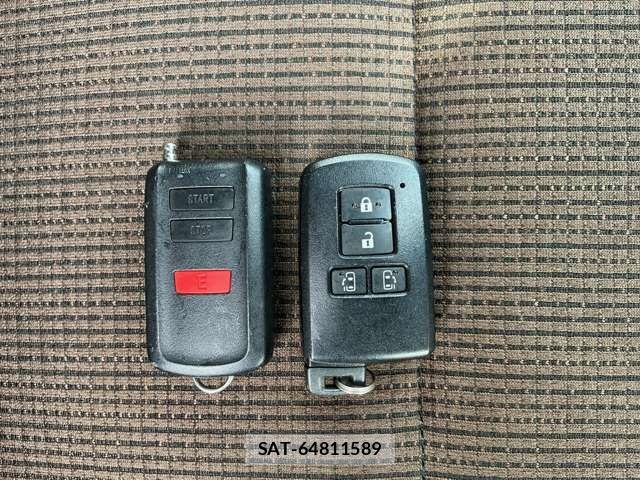Toyota SIENTA 2018-06 6642771-5