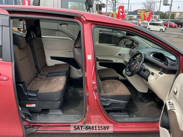 Toyota SIENTA 2018-06 6642771-7
