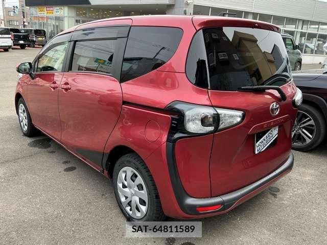 Toyota SIENTA 2018-06 6642771-8