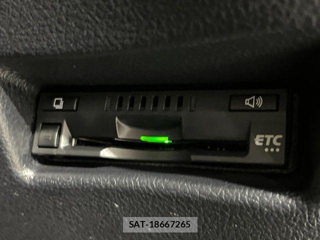 Toyota SIENTA 2019-06 6753645-6