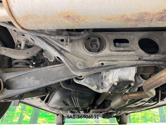 Toyota SIENTA 2020-03 6753644-19