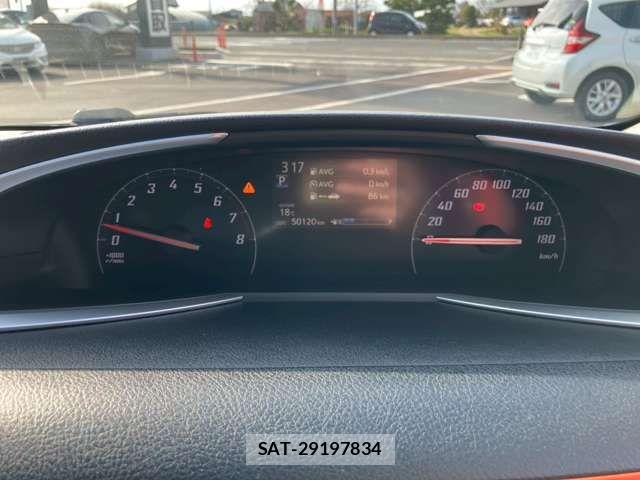 Toyota SIENTA 2016-04 6914634-9