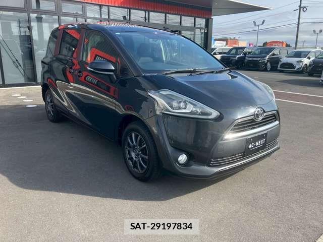 Toyota SIENTA 2016-04 6914634-16