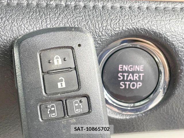 Toyota SIENTA 2017-05 7226306-7
