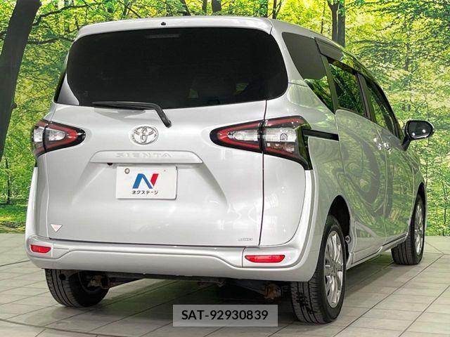 Toyota SIENTA 2018-05 7226308-18