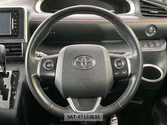Toyota SIENTA 2017-02 7252635-11