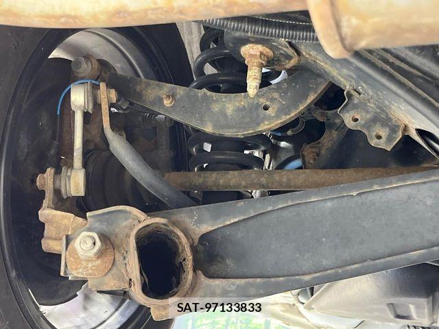 Toyota SIENTA 2017-02 7252635-19