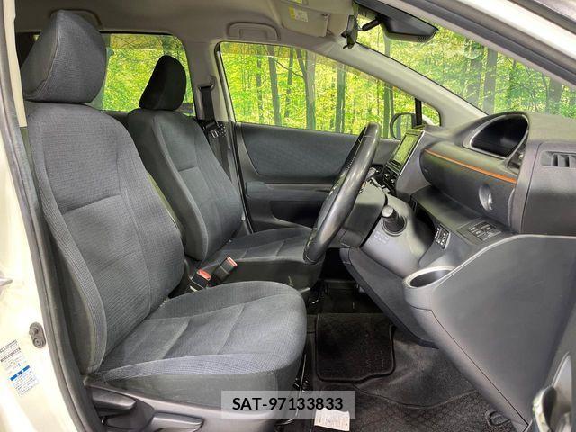 Toyota SIENTA 2017-02 7252635-7
