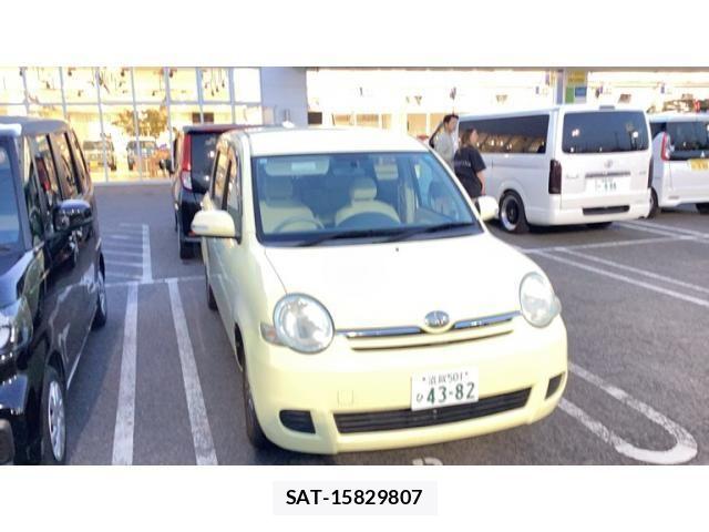 Toyota SIENTA 2009-04 7252638-0