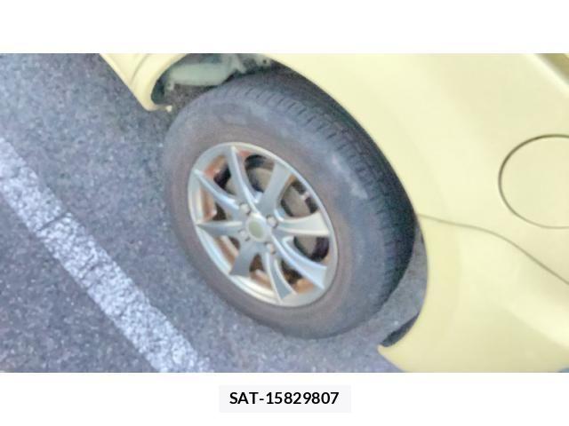 Toyota SIENTA 2009-04 7252638-2