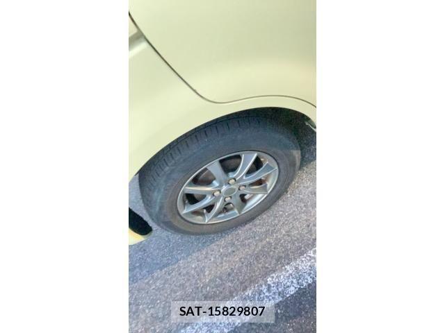 Toyota SIENTA 2009-04 7252638-5