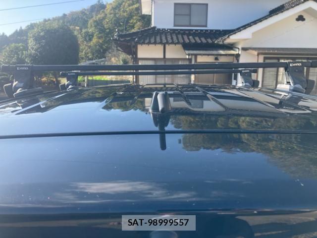 Toyota SIENTA 2016-11 7252637-5