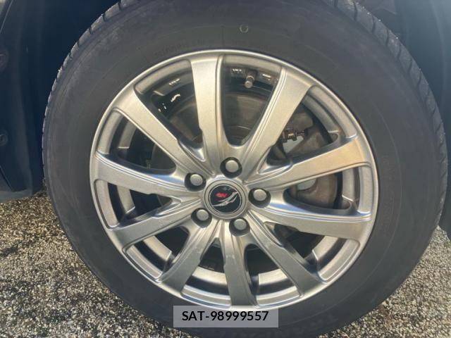 Toyota SIENTA 2016-11 7252637-8