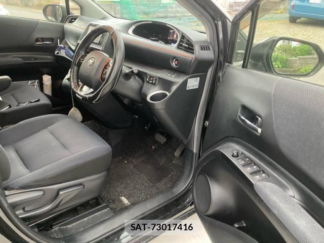 Toyota SIENTA 2016-02 7273177-3