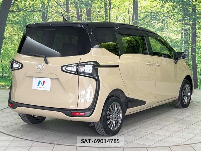 Toyota SIENTA 2022-05 7273178-17
