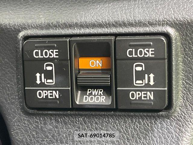 Toyota SIENTA 2022-05 7273178-2