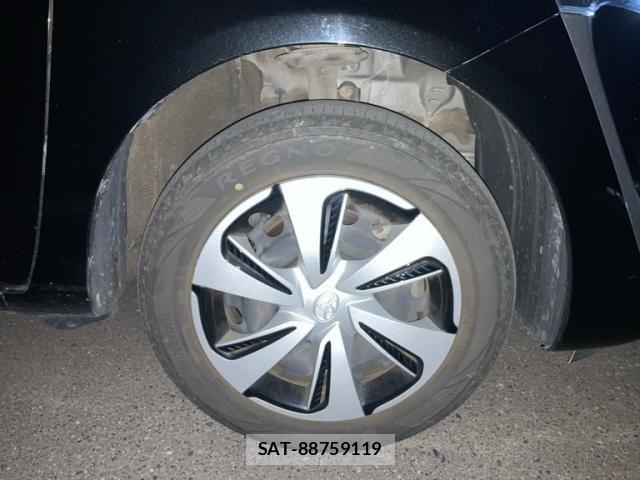 Toyota SIENTA 2019-06 7273179-15