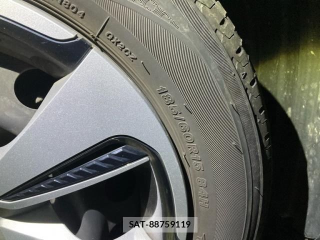 Toyota SIENTA 2019-06 7273179-16