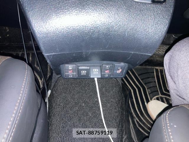 Toyota SIENTA 2019-06 7273179-24
