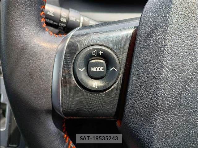 Toyota SIENTA 2018-04 7330754-10