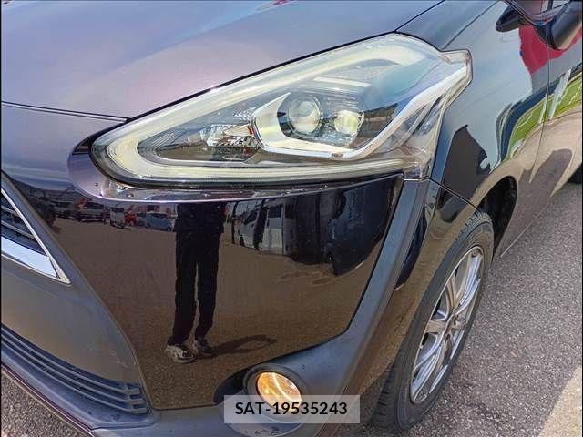 Toyota SIENTA 2018-04 7330754-23