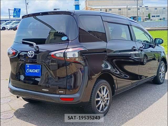 Toyota SIENTA 2018-04 7330754-2