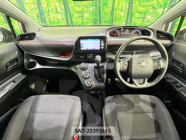 Toyota SIENTA 2018-10 7394573-1