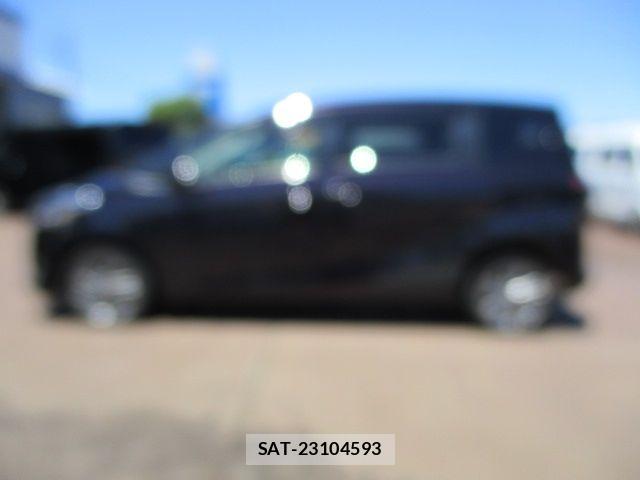 Toyota SIENTA 2018-04 7394569-2