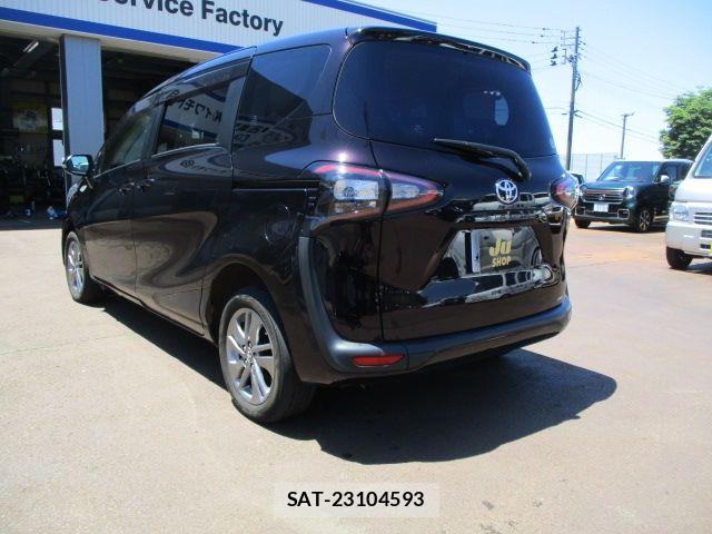 Toyota SIENTA 2018-04 7394569-3