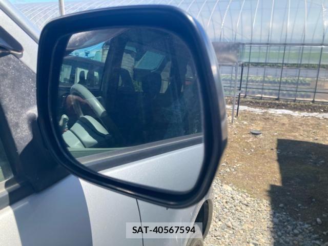Toyota SIENTA 2005-10 7458482-9