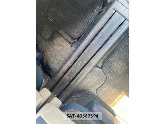 Toyota SIENTA 2005-10 7458482-14