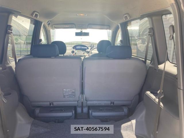 Toyota SIENTA 2005-10 7458482-16