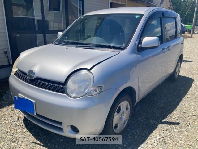 Toyota SIENTA 2005-10 7458482-3