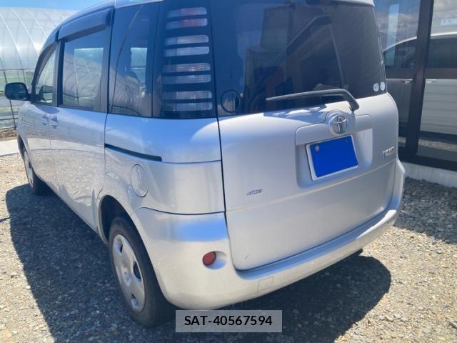 Toyota SIENTA 2005-10 7458482-5