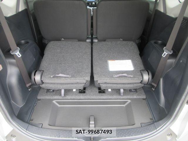 Toyota SIENTA 2020-04 7620899-17