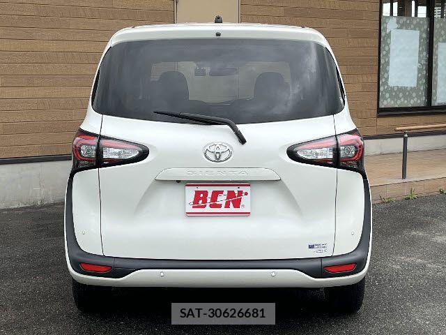 Toyota SIENTA 2021-02 7730015-25