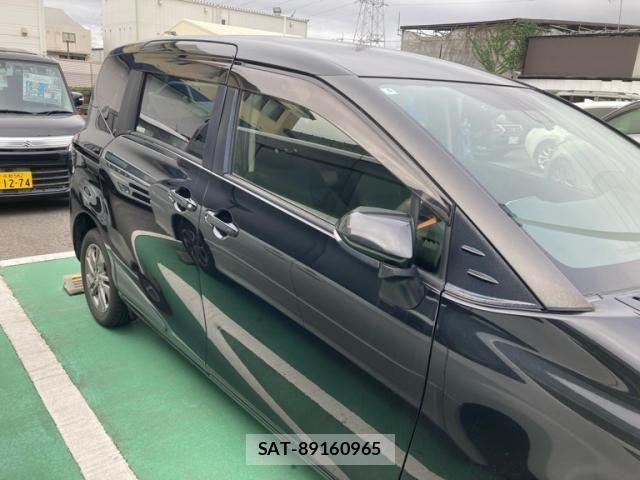 Toyota SIENTA 2015-09 7730016-4