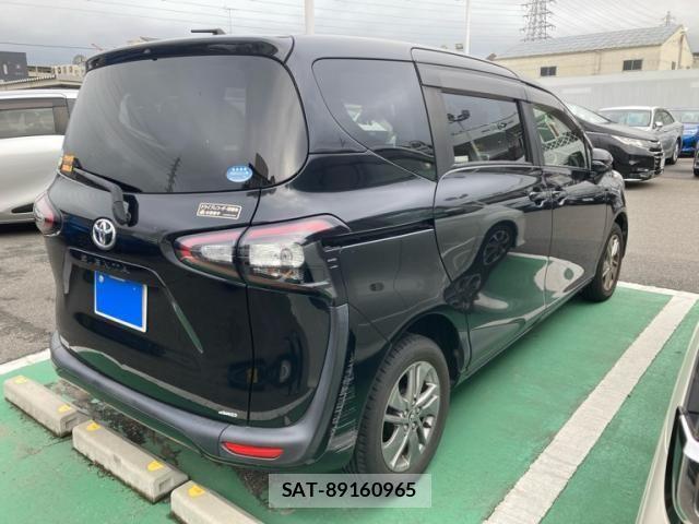 Toyota SIENTA 2015-09 7730016-5