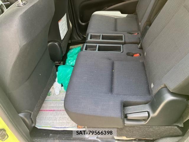Toyota SIENTA 2015-07 7730017-14