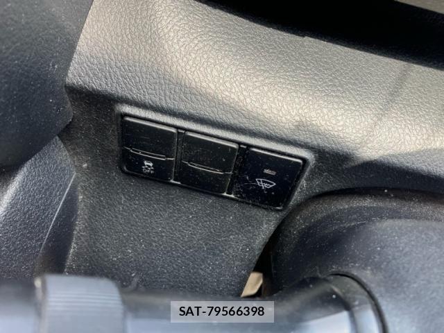 Toyota SIENTA 2015-07 7730017-20