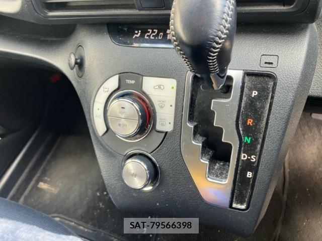 Toyota SIENTA 2015-07 7730017-22