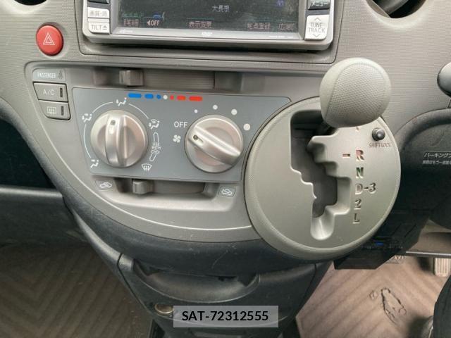 Toyota SIENTA 2006-03 7730018-15