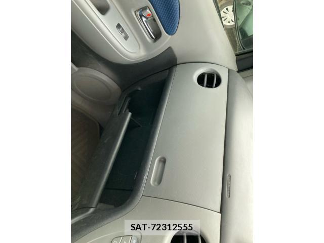 Toyota SIENTA 2006-03 7730018-17