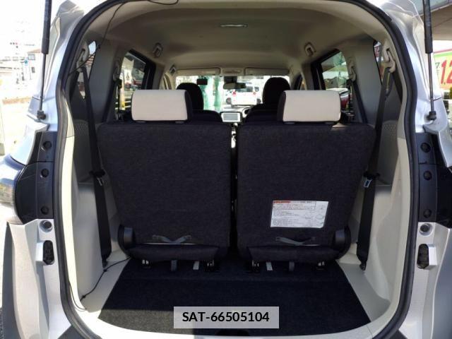 Toyota SIENTA 2015-08 7789969-24