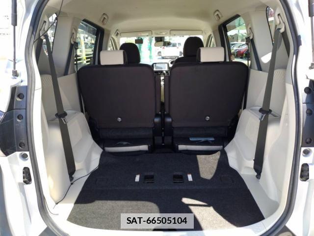 Toyota SIENTA 2015-08 7789969-26