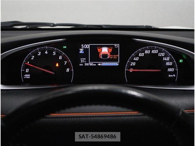 Toyota SIENTA 2020-07 7880120-13