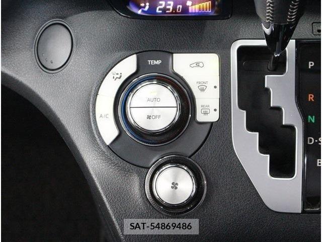 Toyota SIENTA 2020-07 7880120-18